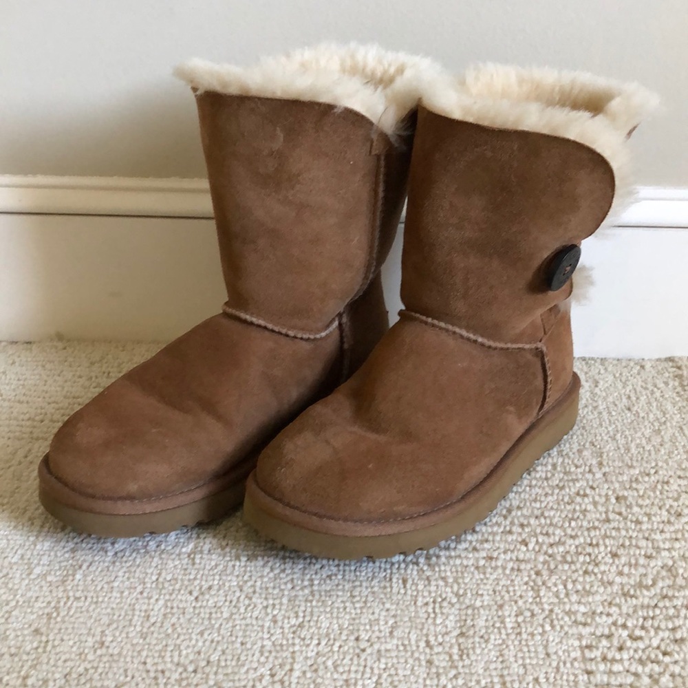 Women’s Short Ugg Boots